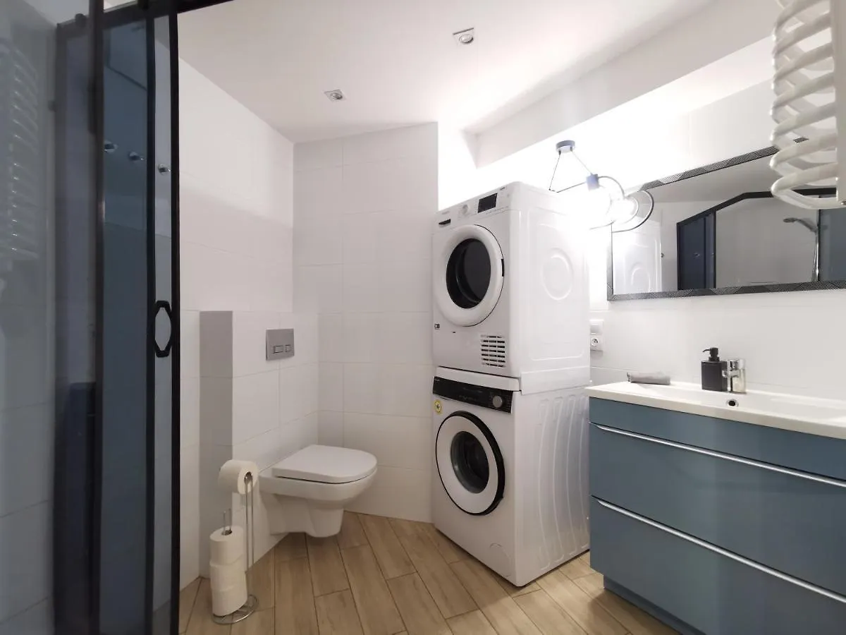 Traugutta Apartment ~ Self Check-In 24H ~ Lift Wrocław 0*,