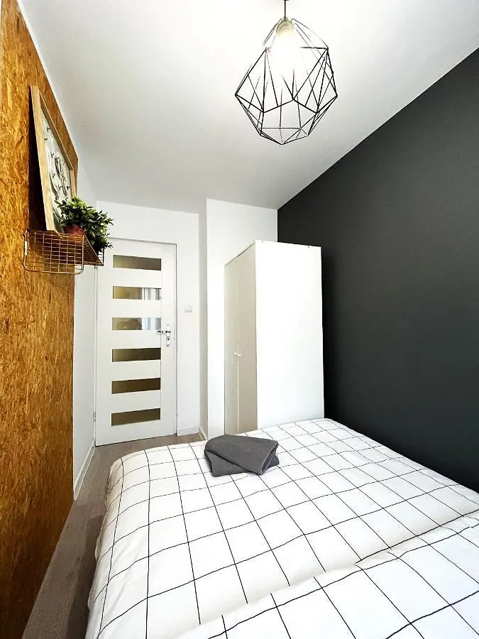 Traugutta Apartment ~ Self Check-In 24H ~ Lift Wrocław Polska